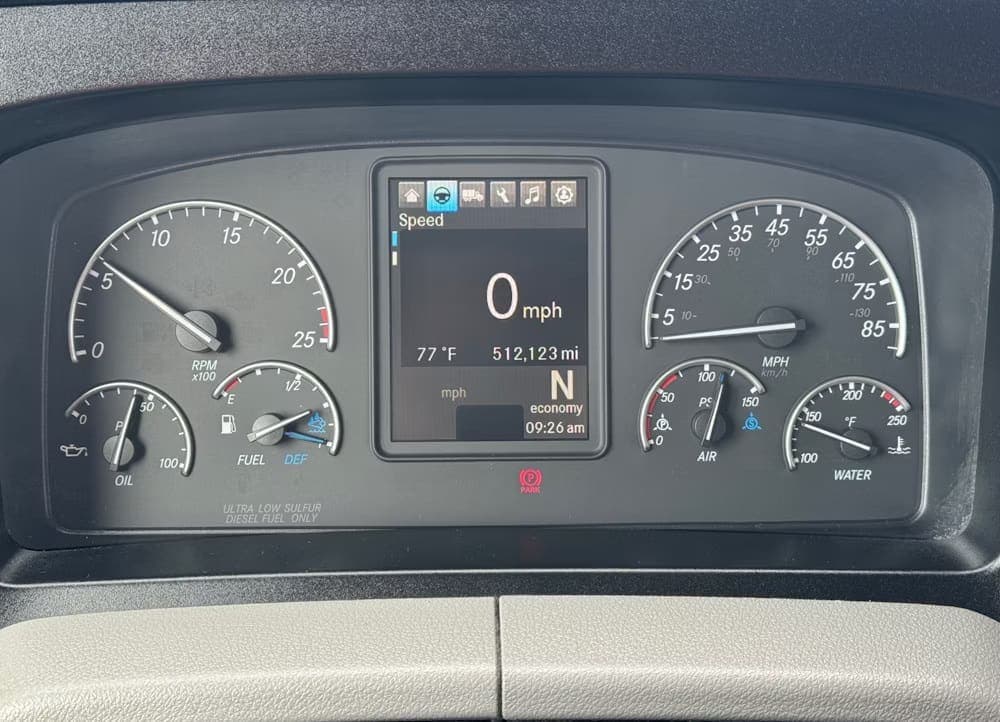 2020 Freightliner Cascadia TA Truck Tractor, view