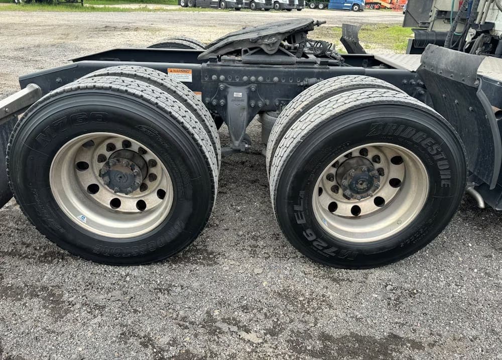 2020 Freightliner Cascadia TA Truck Tractor, view