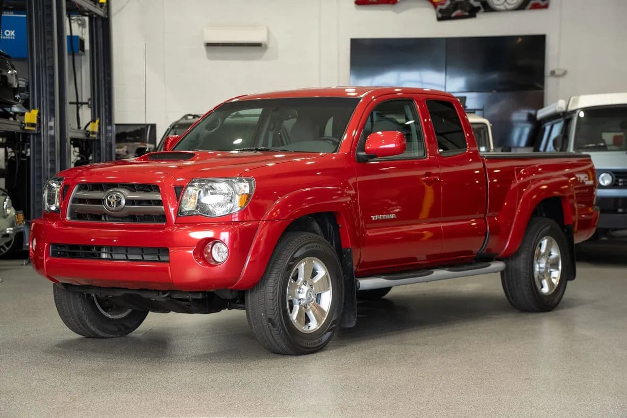 2010 Toyota Tacoma SR5 Access Cab V6, view
