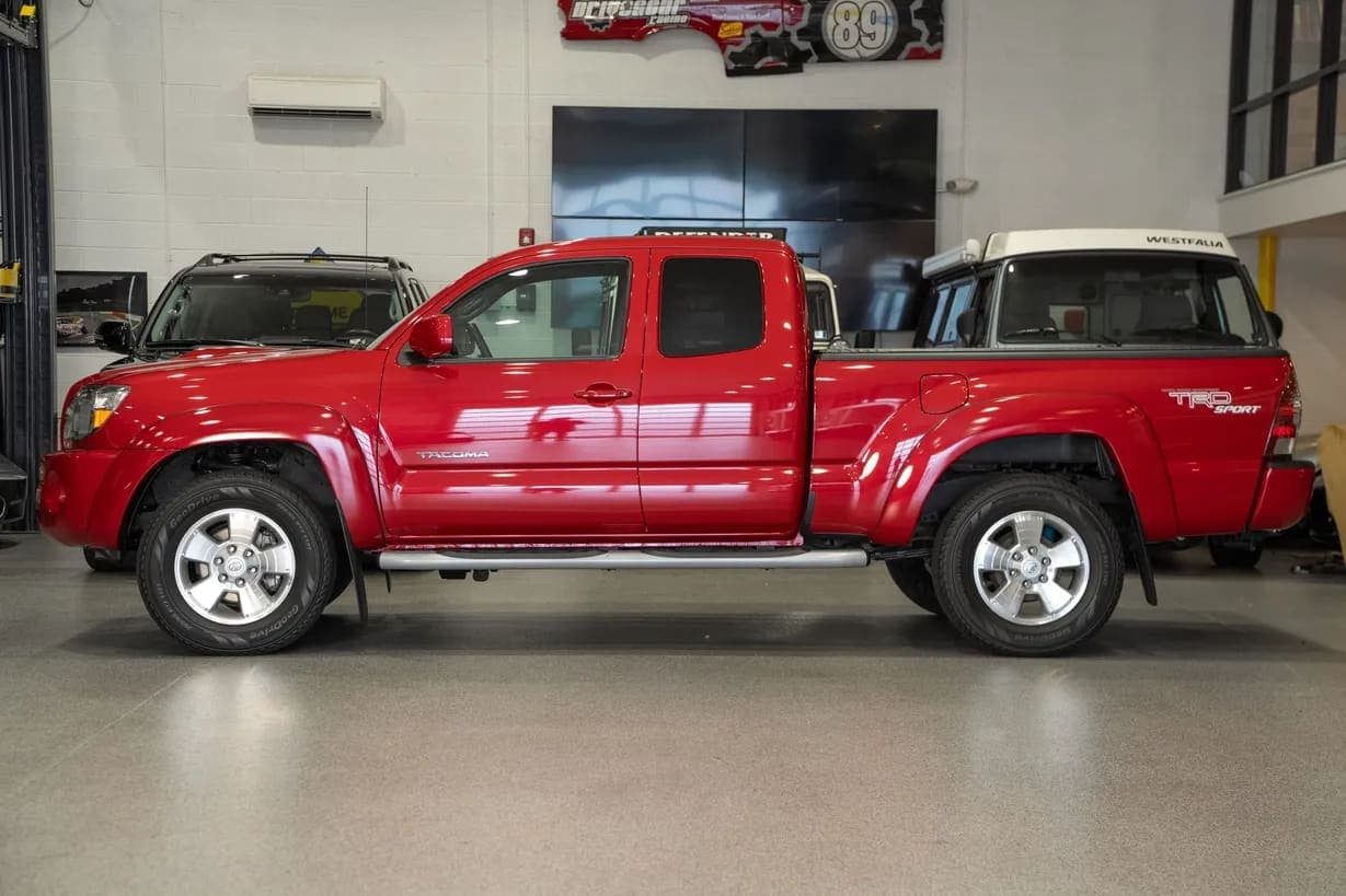 2010 Toyota Tacoma SR5 Access Cab V6, view