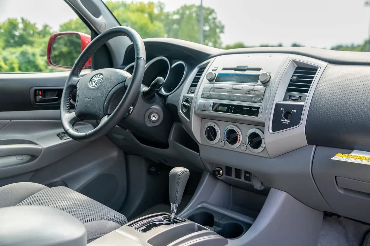 2010 Toyota Tacoma SR5 Access Cab V6, view