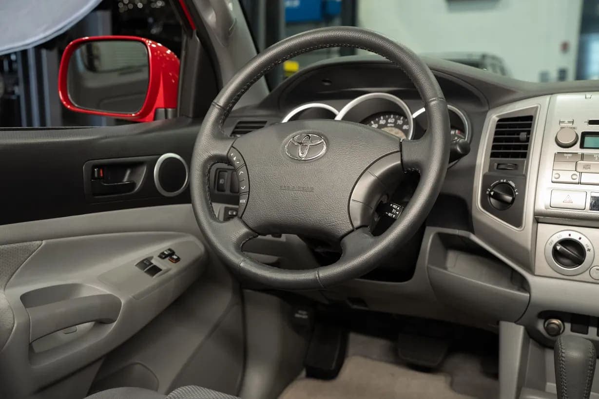 2010 Toyota Tacoma SR5 Access Cab V6, view