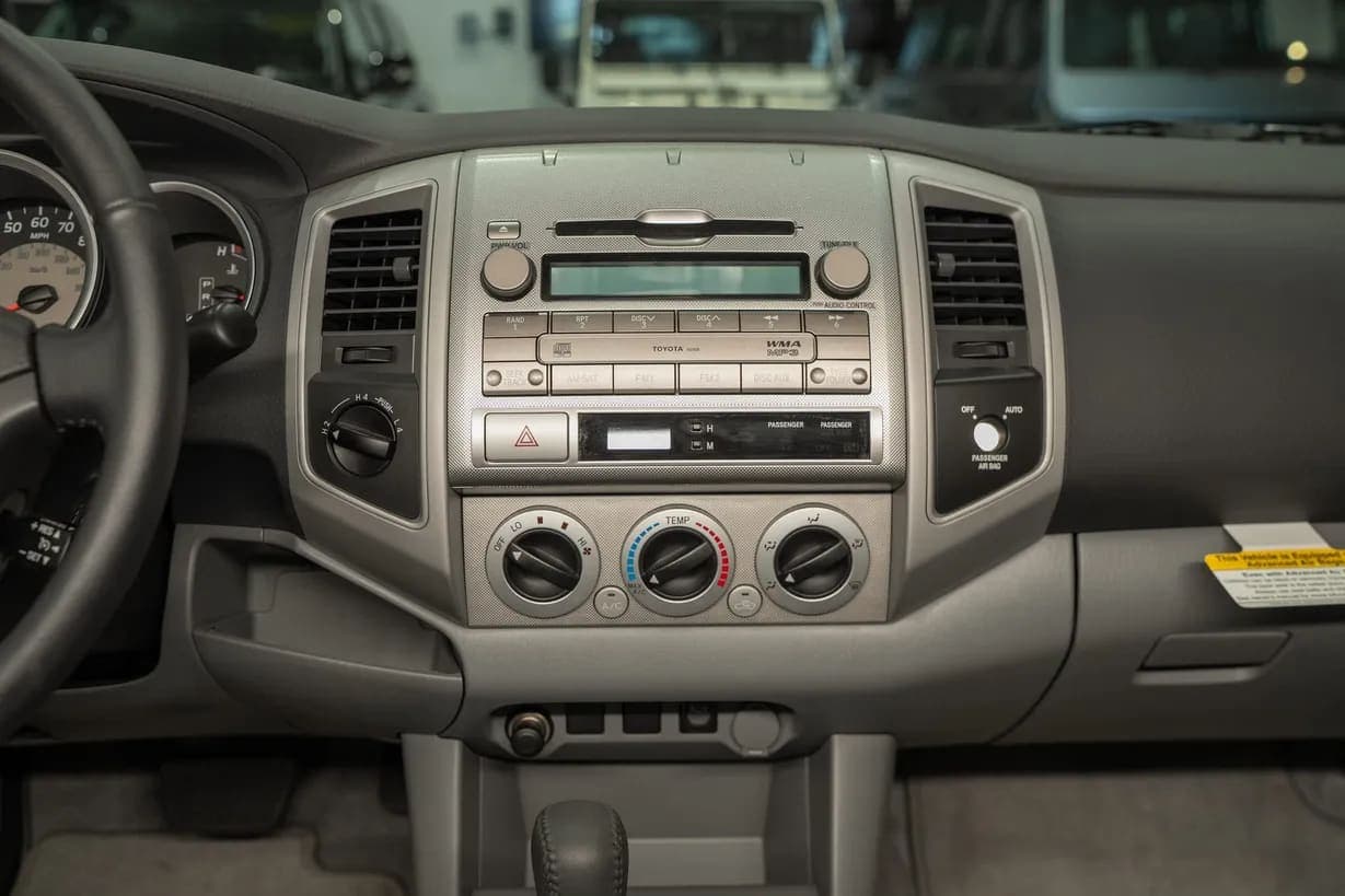 2010 Toyota Tacoma SR5 Access Cab V6, view