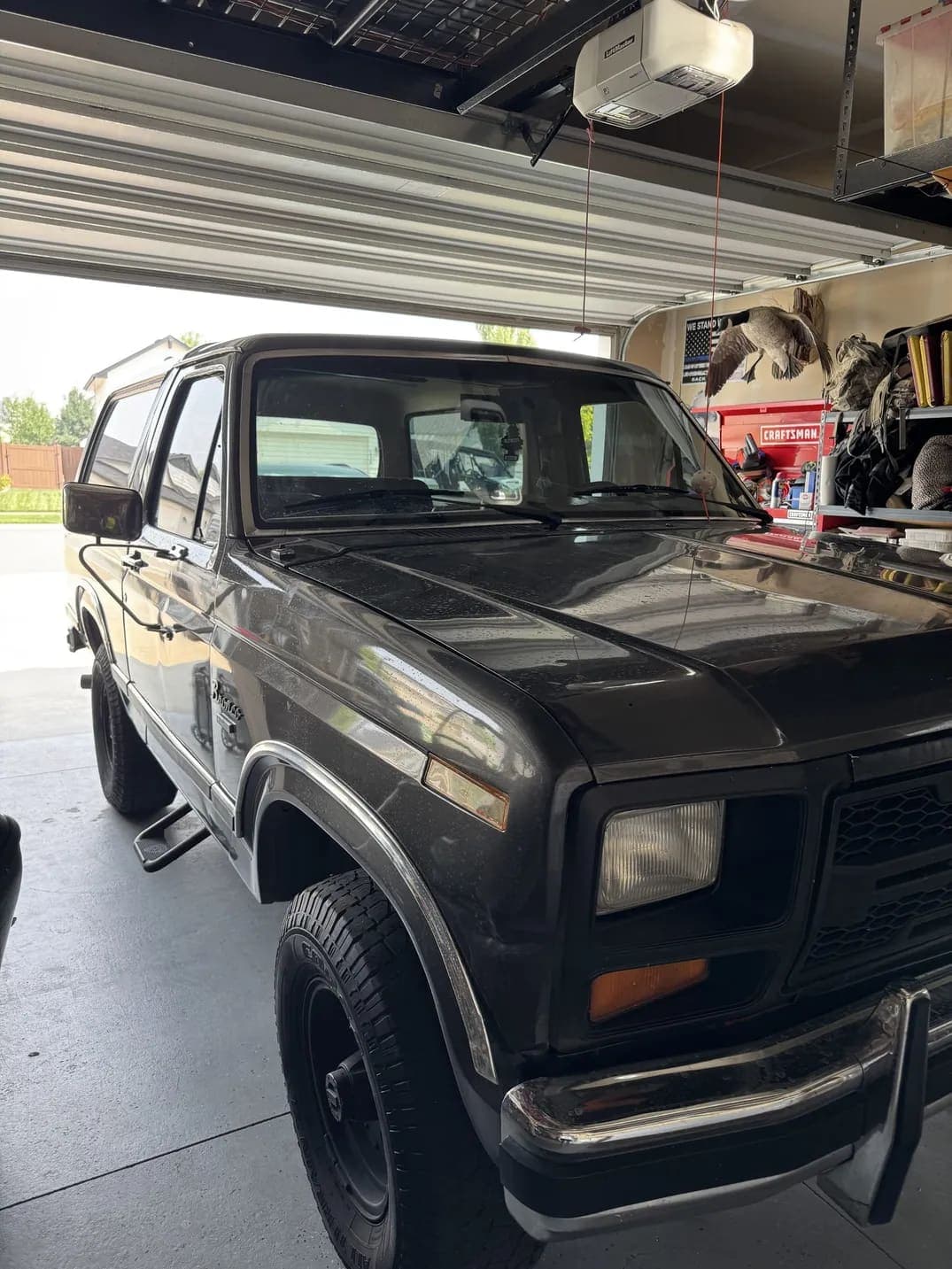 1986 Ford Bronco XLT, view