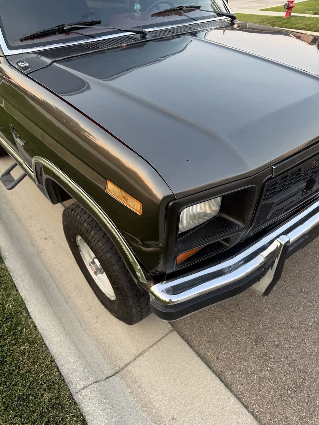 1986 Ford Bronco XLT, view