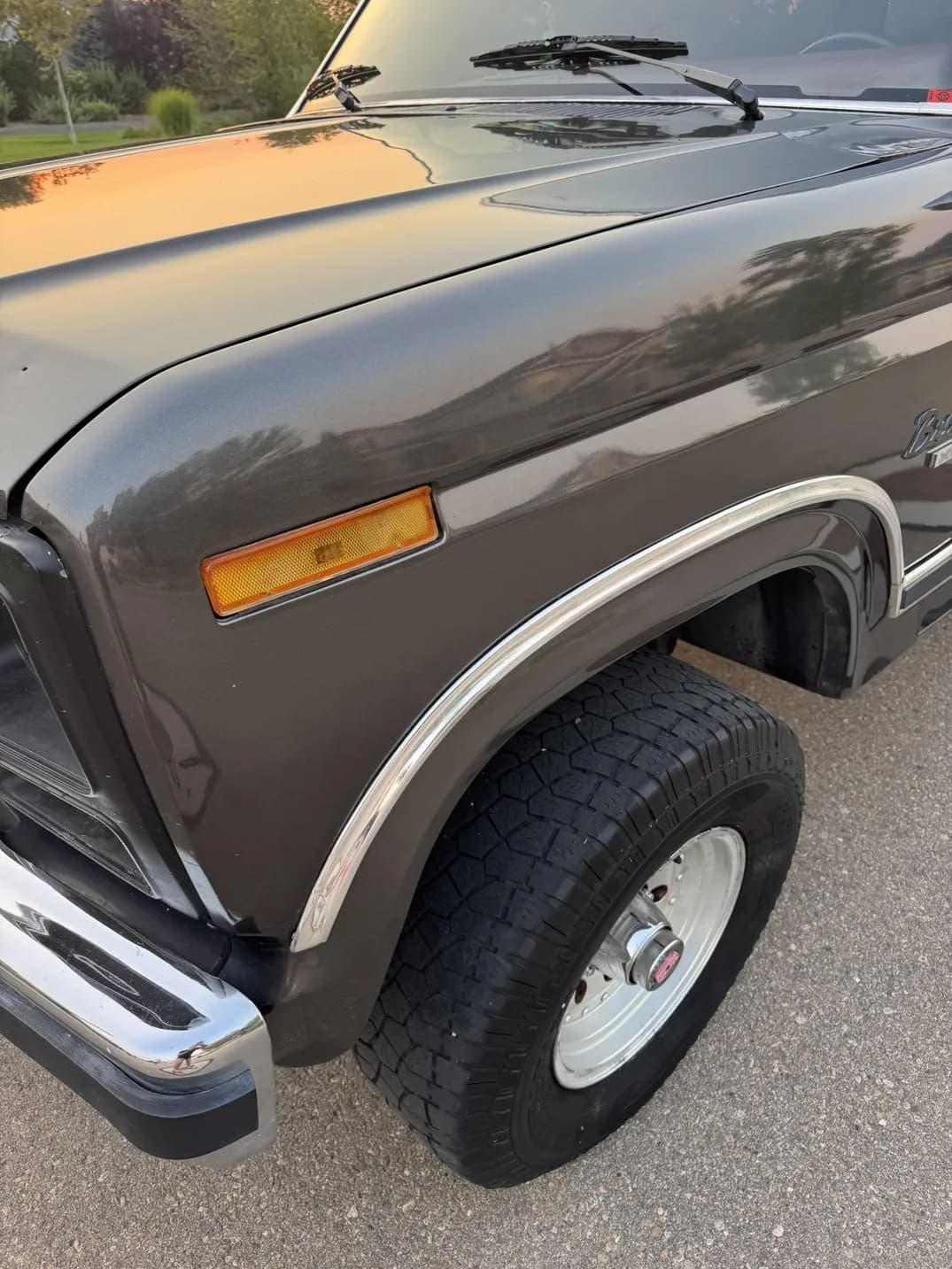 1986 Ford Bronco XLT, view