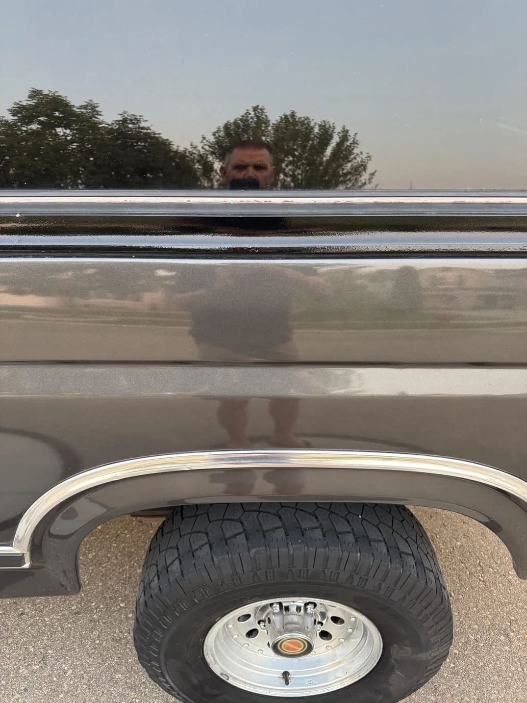 1986 Ford Bronco XLT, view
