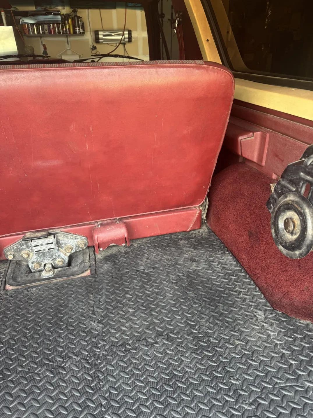 1986 Ford Bronco XLT, view