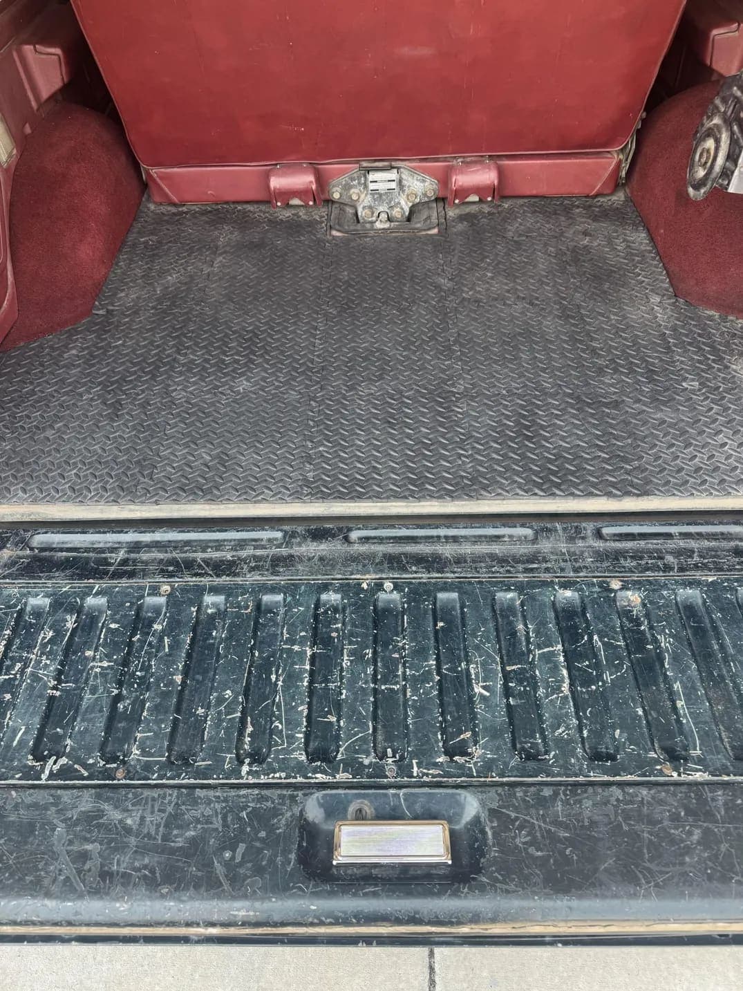 1986 Ford Bronco XLT, view