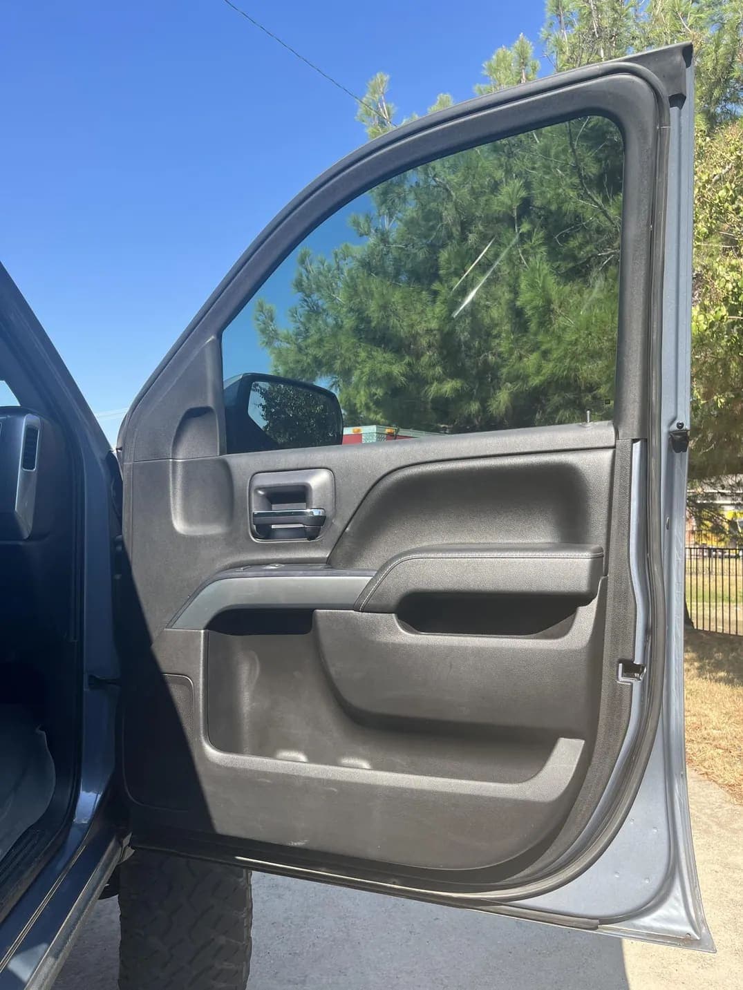 2016 Chevrolet Silverado 1500 LT Double Cab, view