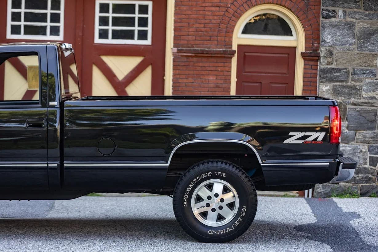 1989 Chevrolet K1500 Silverado Z71, view