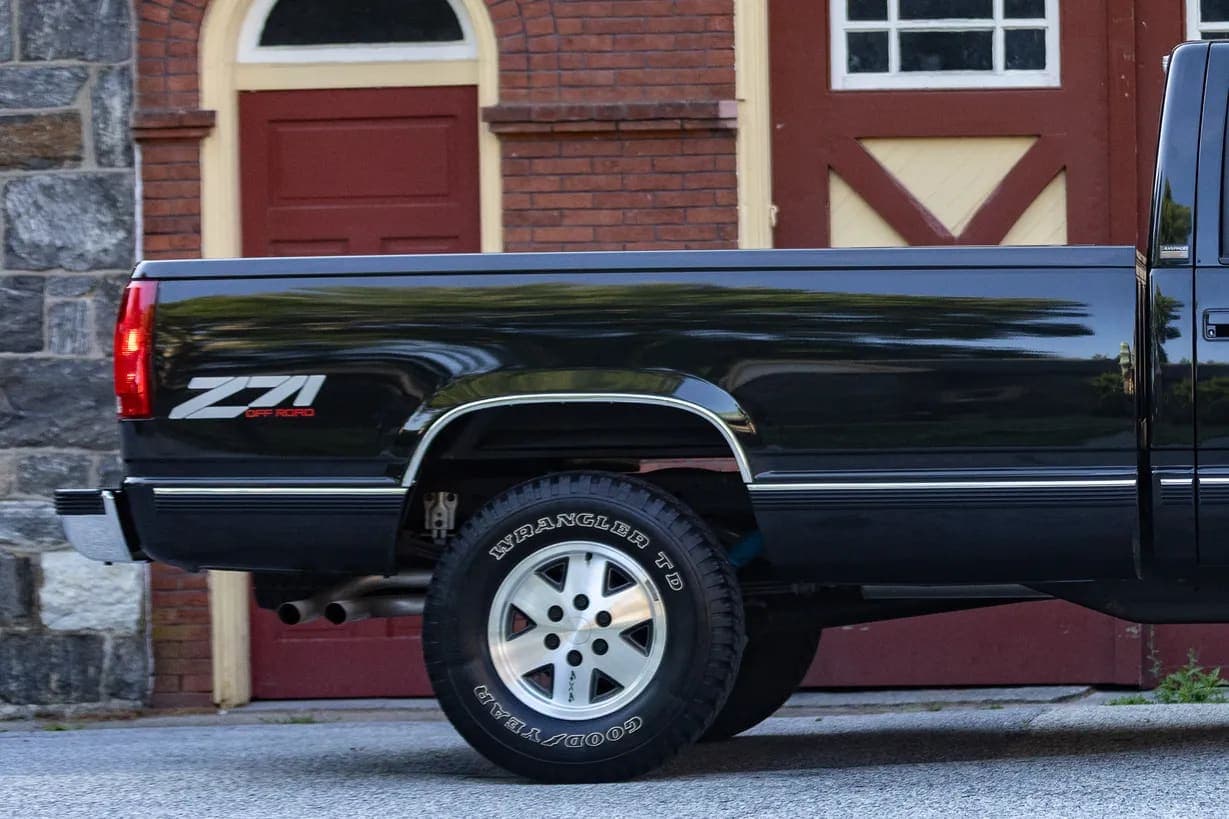 1989 Chevrolet K1500 Silverado Z71, view