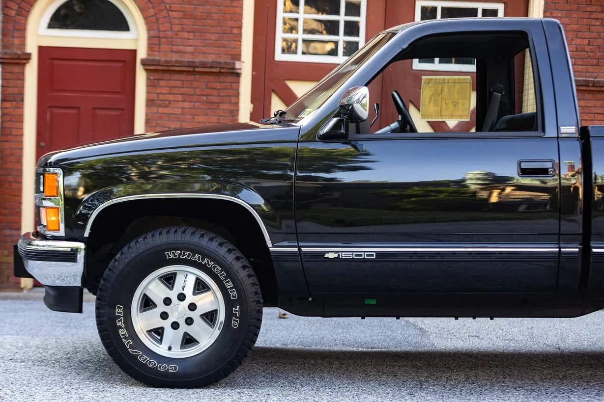 1989 Chevrolet K1500 Silverado Z71, view