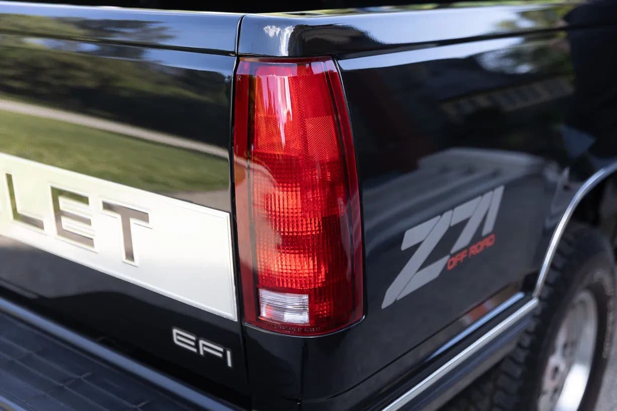 1989 Chevrolet K1500 Silverado Z71, view