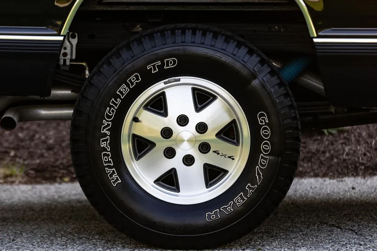 1989 Chevrolet K1500 Silverado Z71, view