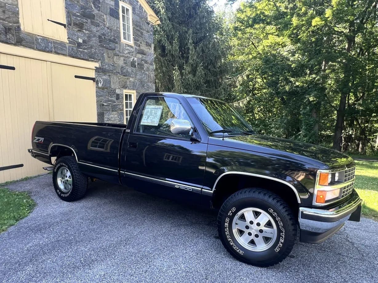 1989 Chevrolet K1500 Silverado Z71, view