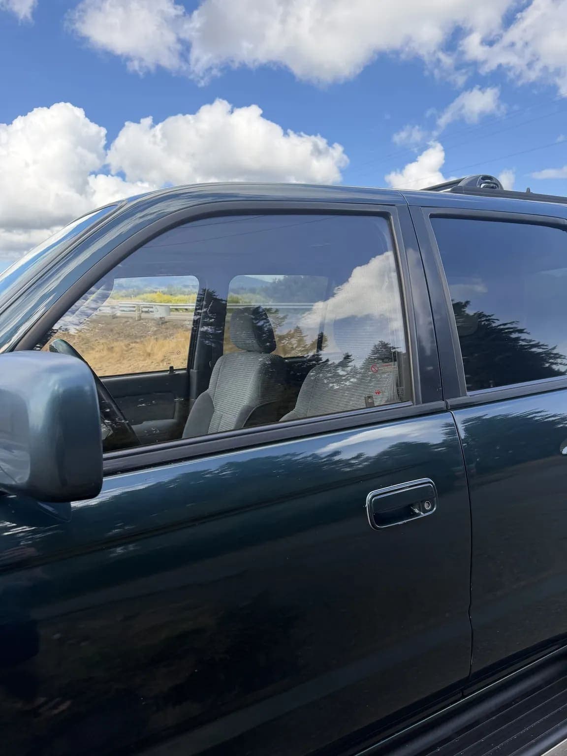 1996 Toyota 4Runner SR5, view