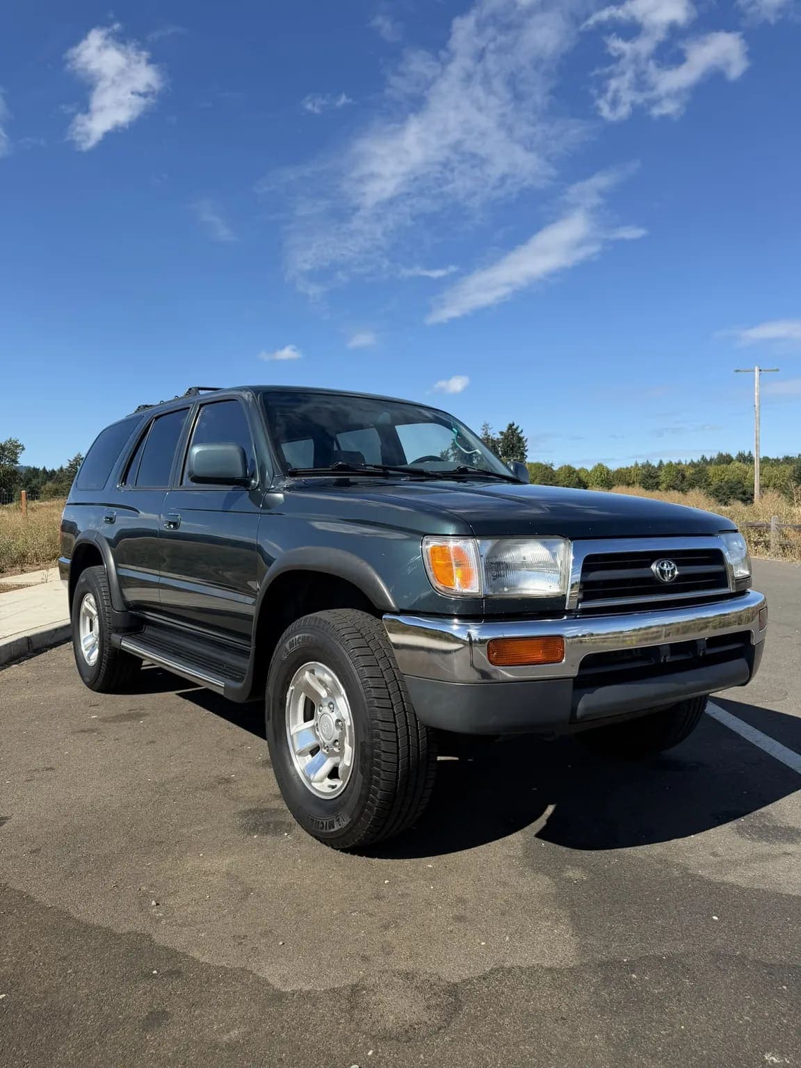 1996 Toyota 4Runner SR5, view
