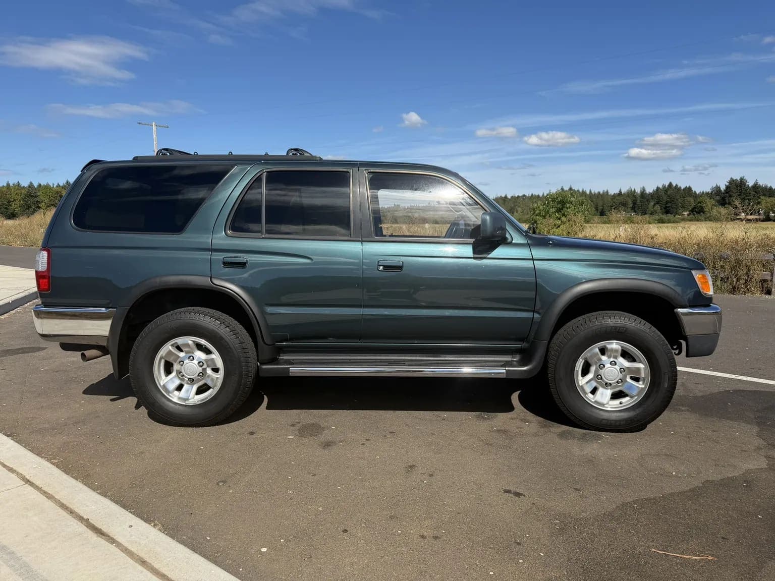 1996 Toyota 4Runner SR5, view