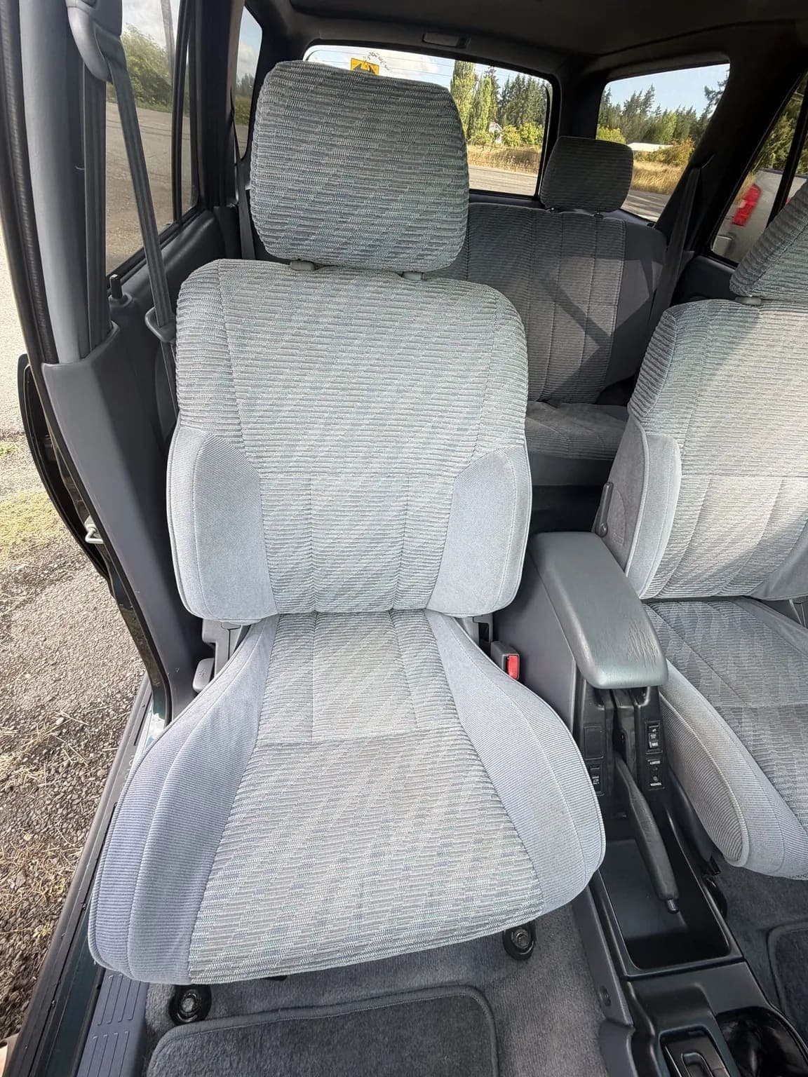 1996 Toyota 4Runner SR5, view