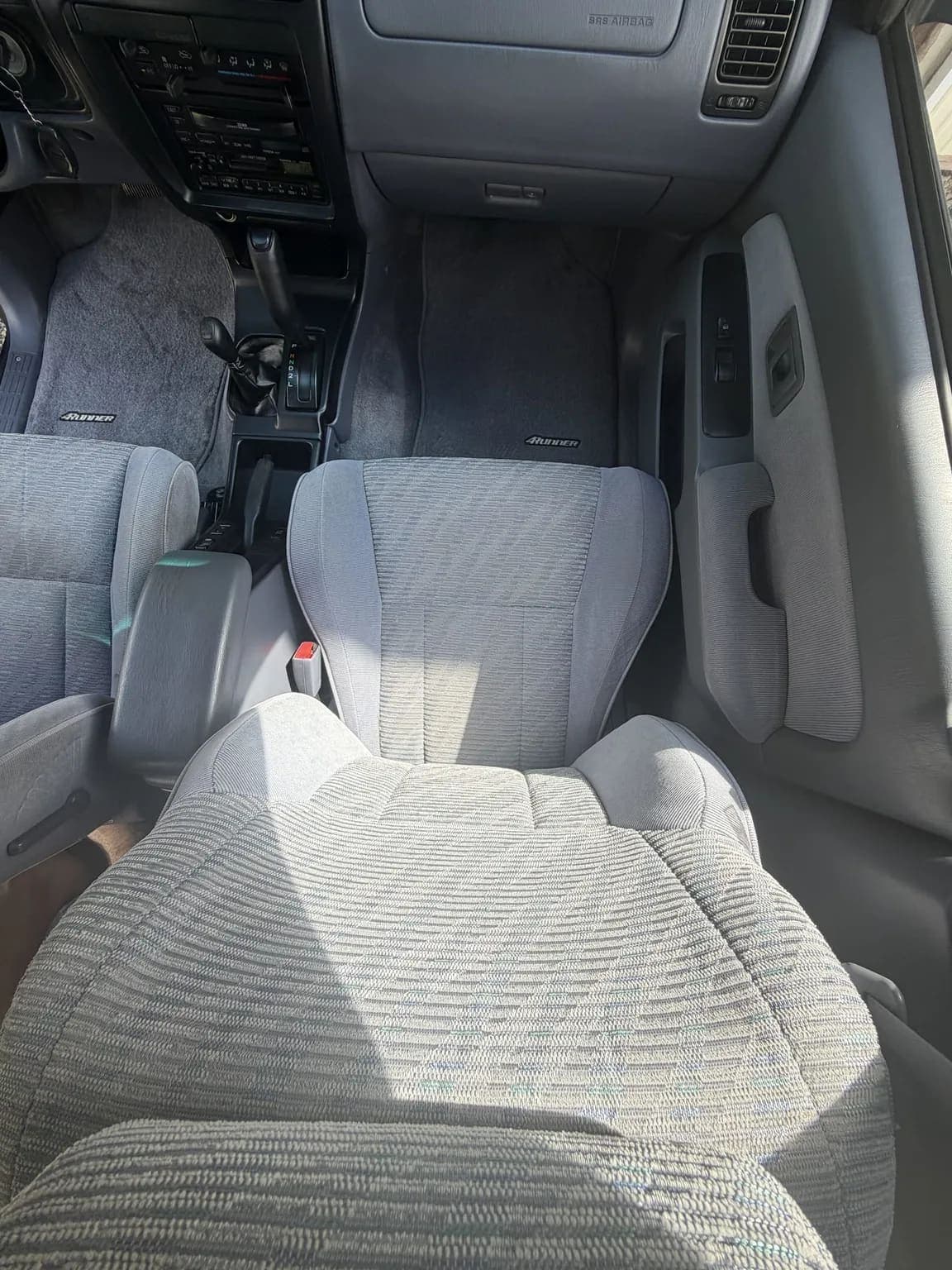 1996 Toyota 4Runner SR5, view