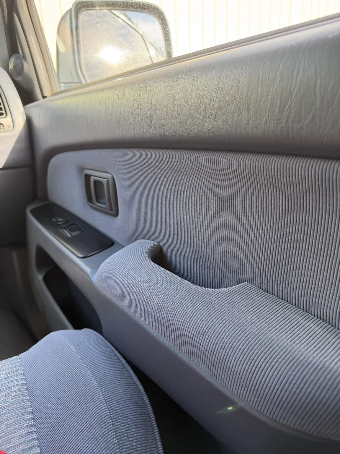 1996 Toyota 4Runner SR5, view