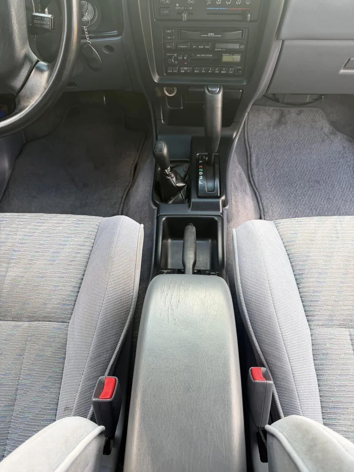 1996 Toyota 4Runner SR5, view