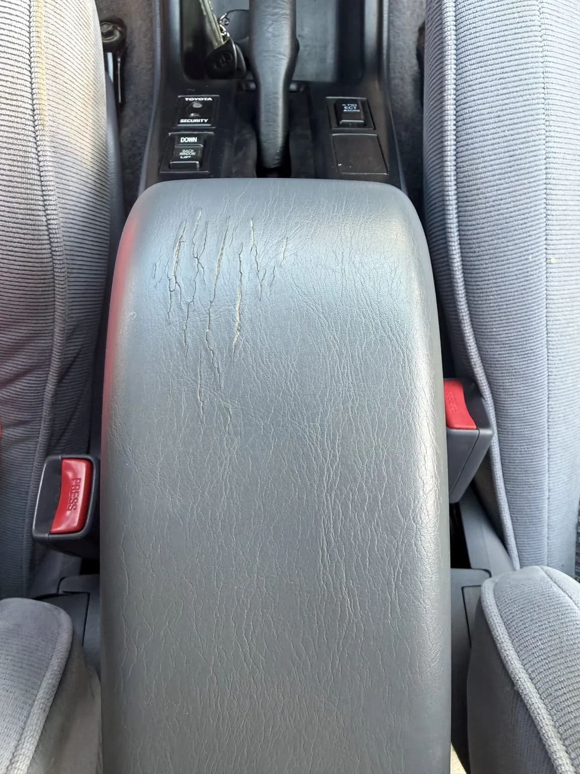1996 Toyota 4Runner SR5, view