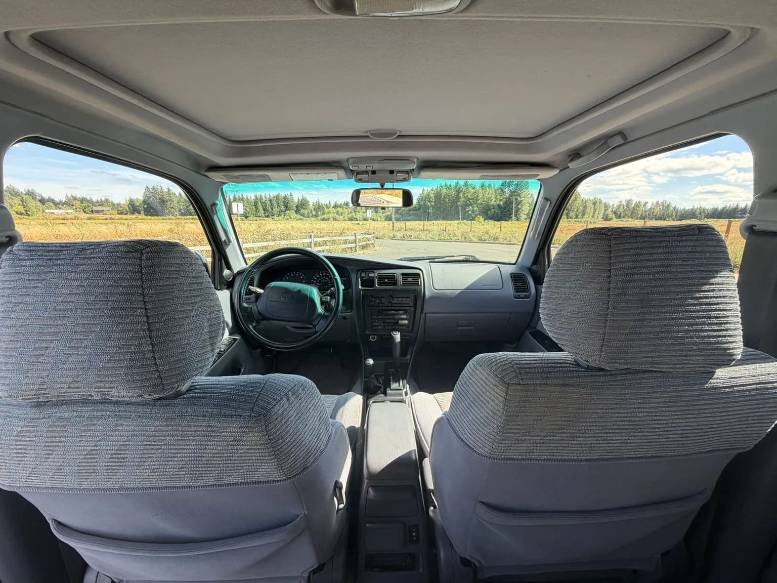 1996 Toyota 4Runner SR5, view