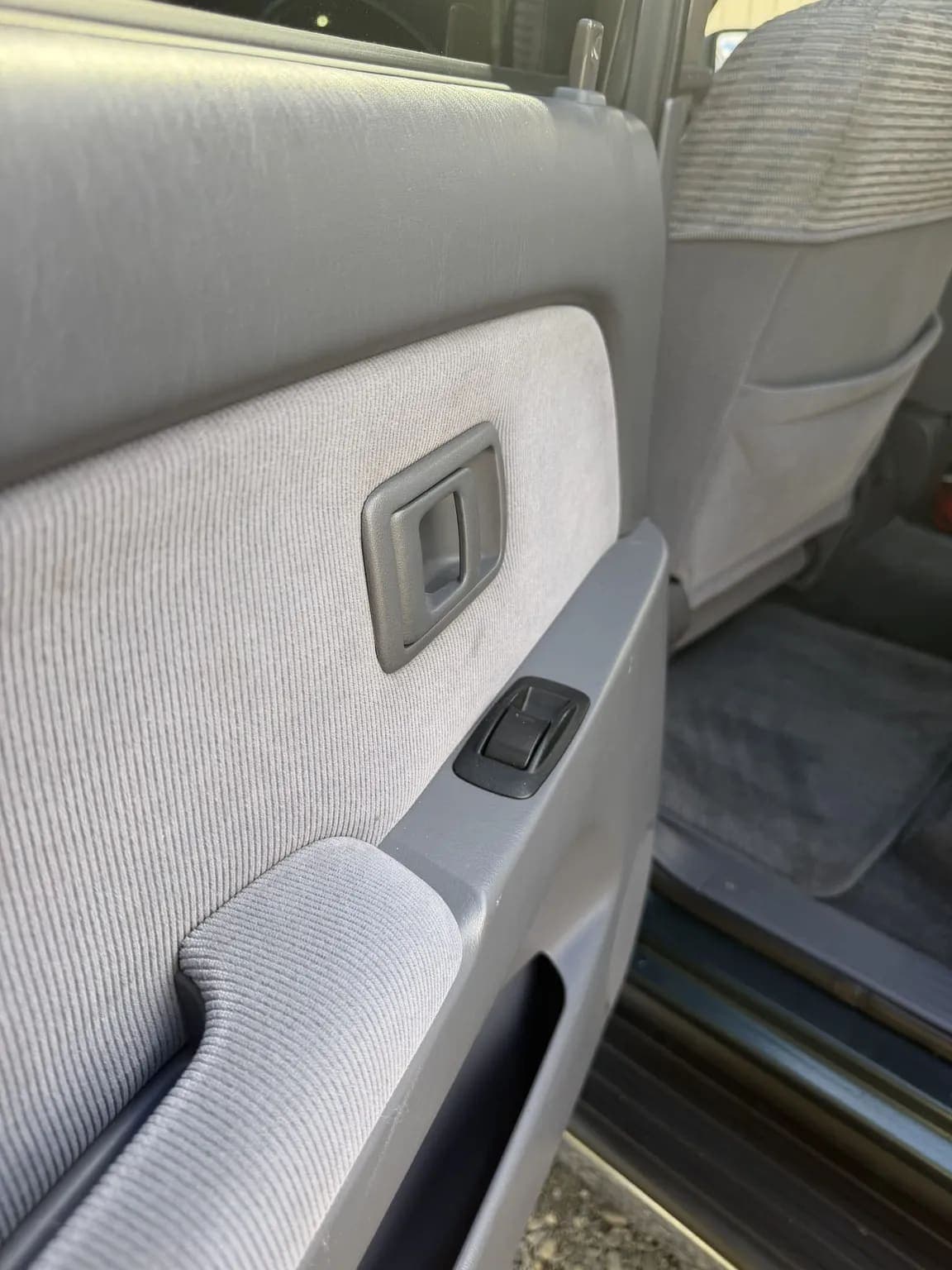 1996 Toyota 4Runner SR5, view