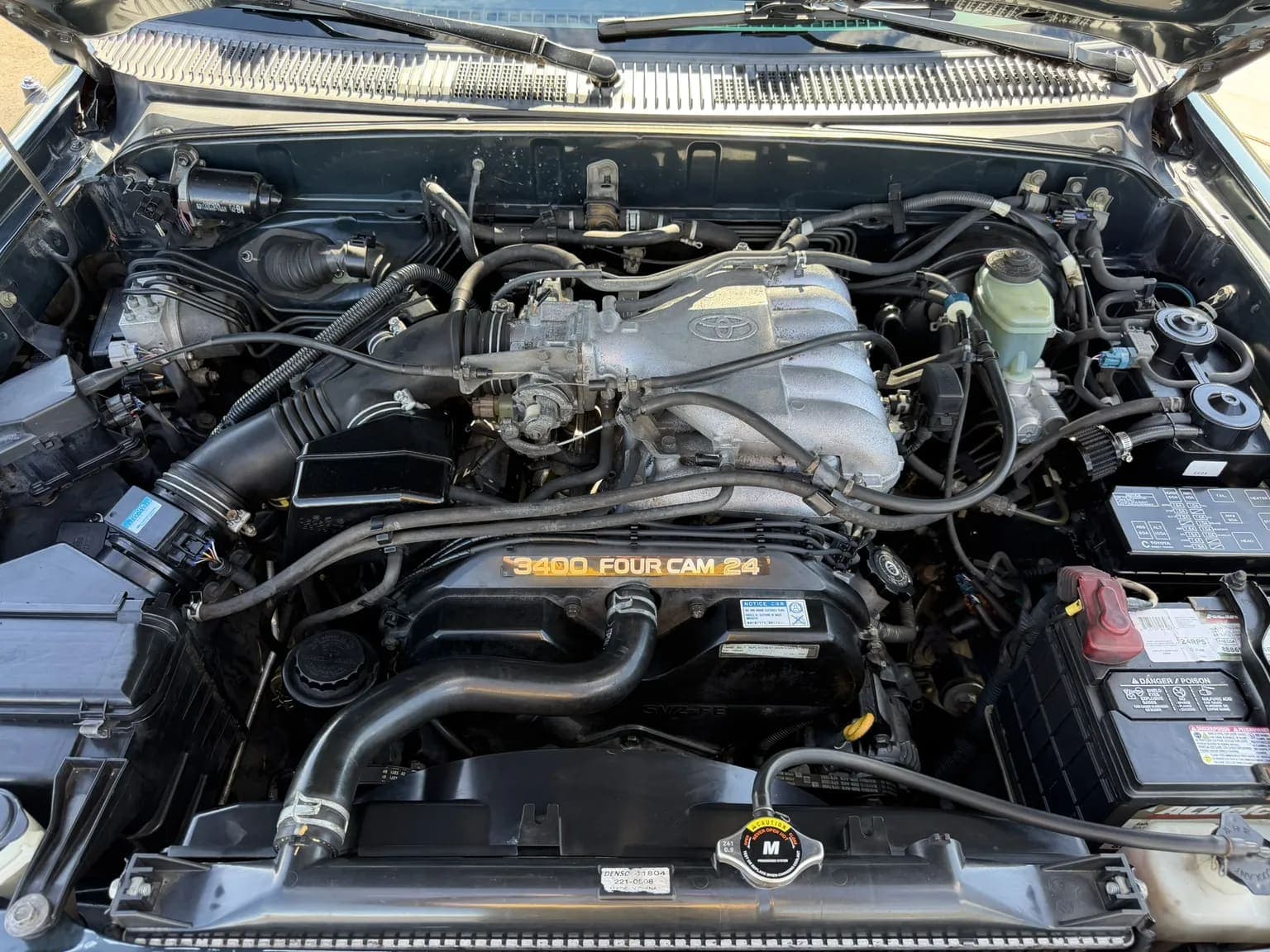 1996 Toyota 4Runner SR5, view