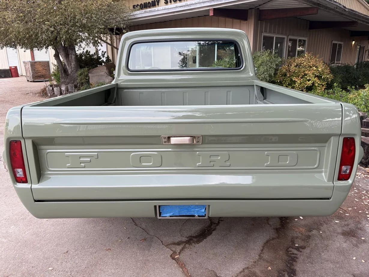 1971 Ford F-100 Custom, view