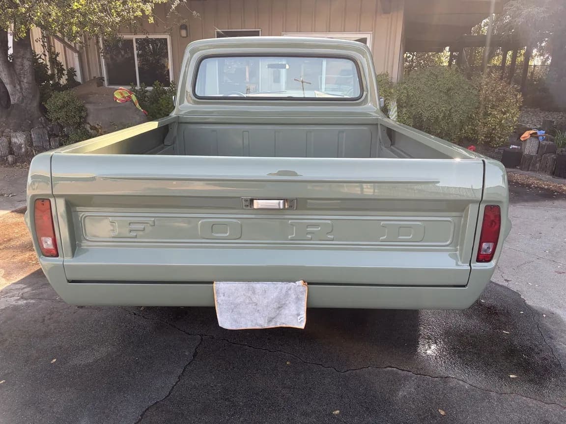 1971 Ford F-100 Custom, view