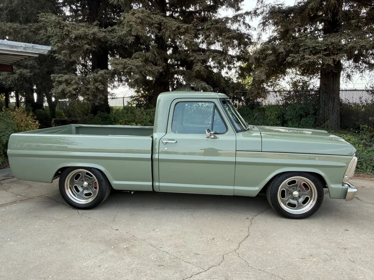 1971 Ford F-100 Custom, view