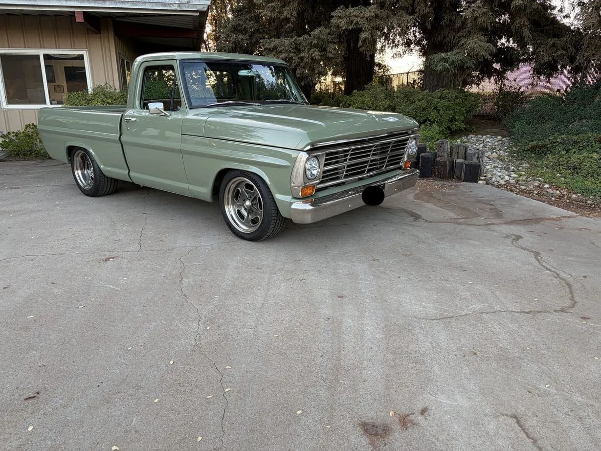 1971 Ford F-100 Custom, view