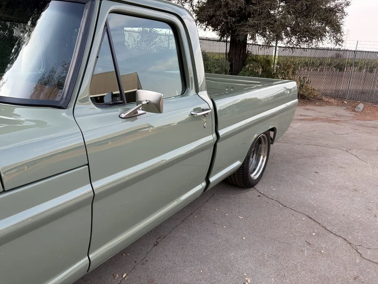 1971 Ford F-100 Custom, view