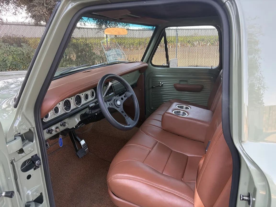 1971 Ford F-100 Custom, view