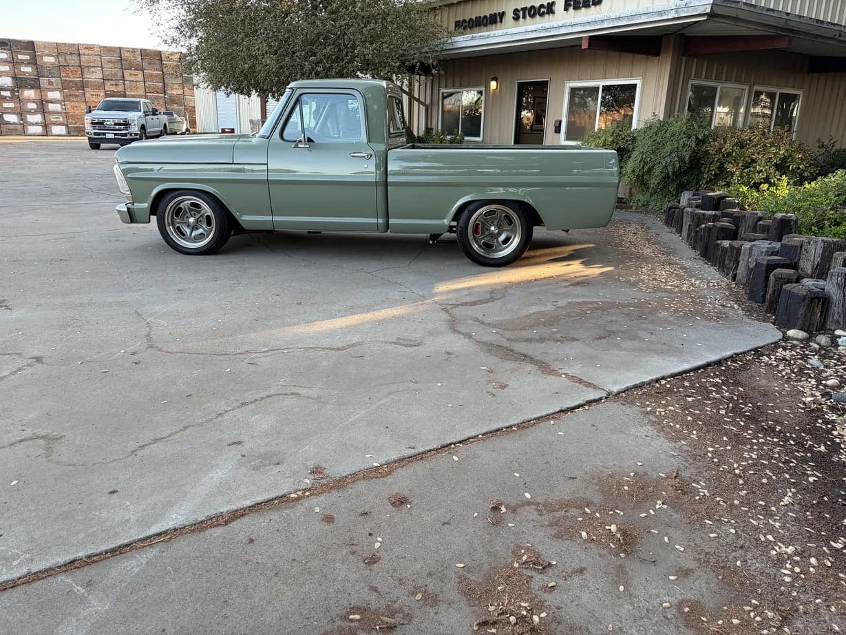 1971 Ford F-100 Custom, view