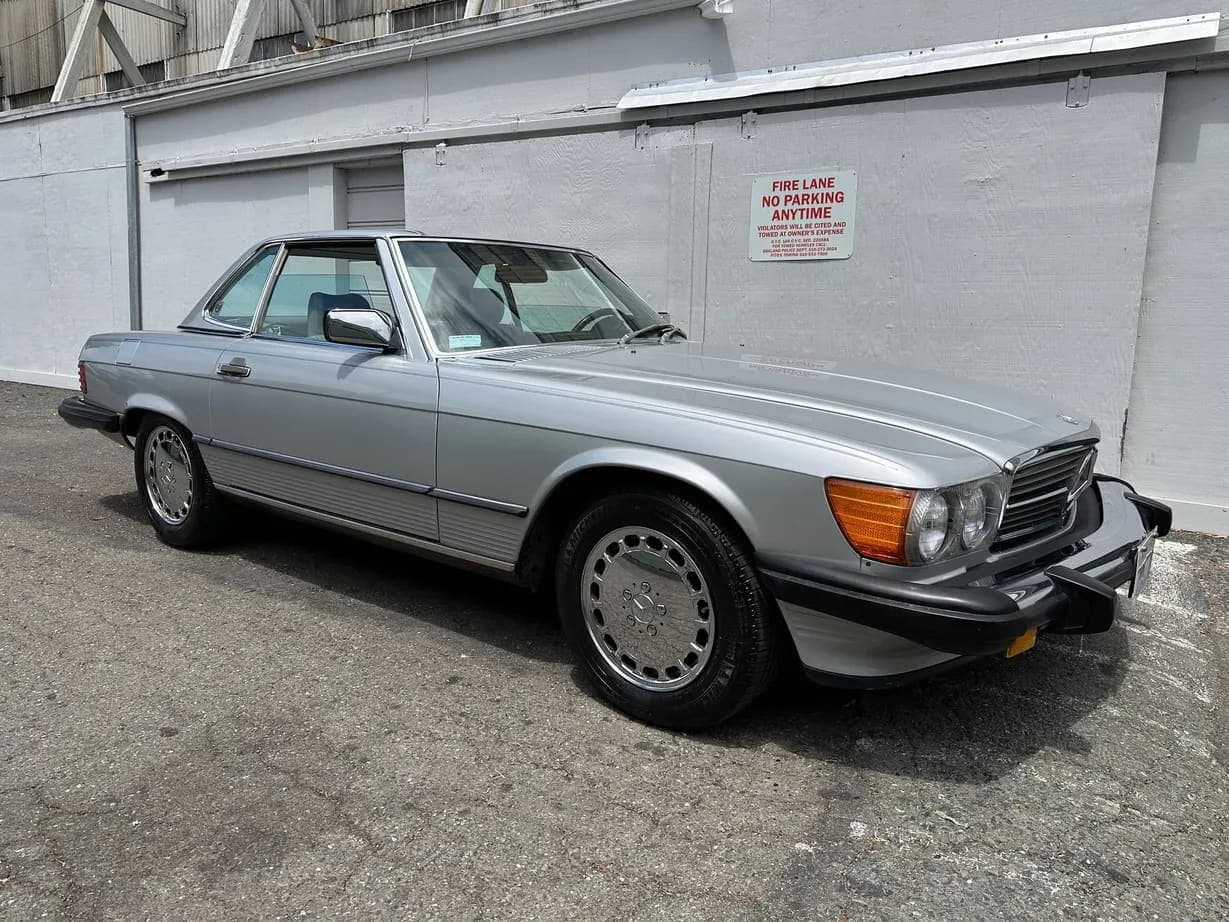 1987 Mercedes-Benz 560SL, view