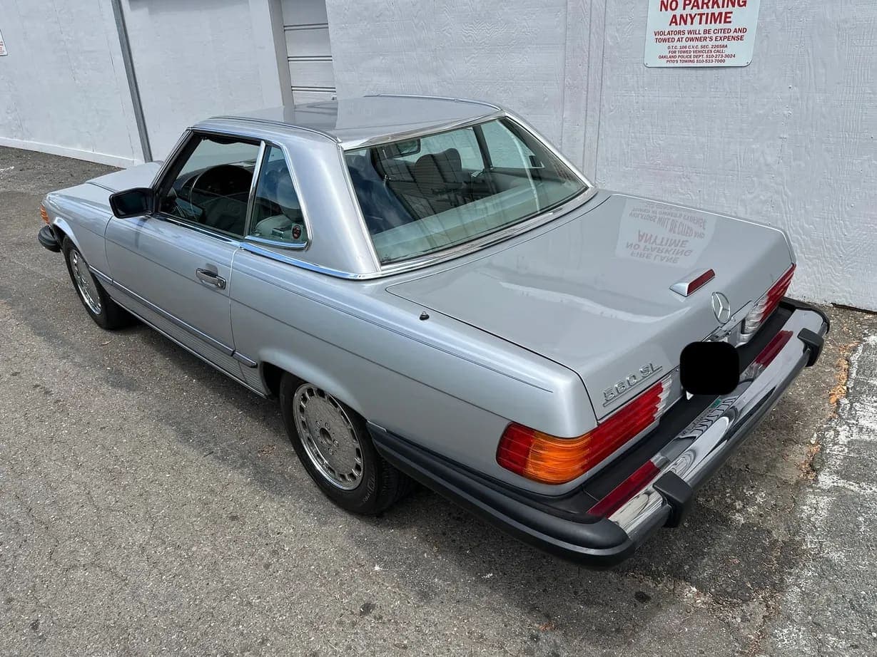 1987 Mercedes-Benz 560SL, view