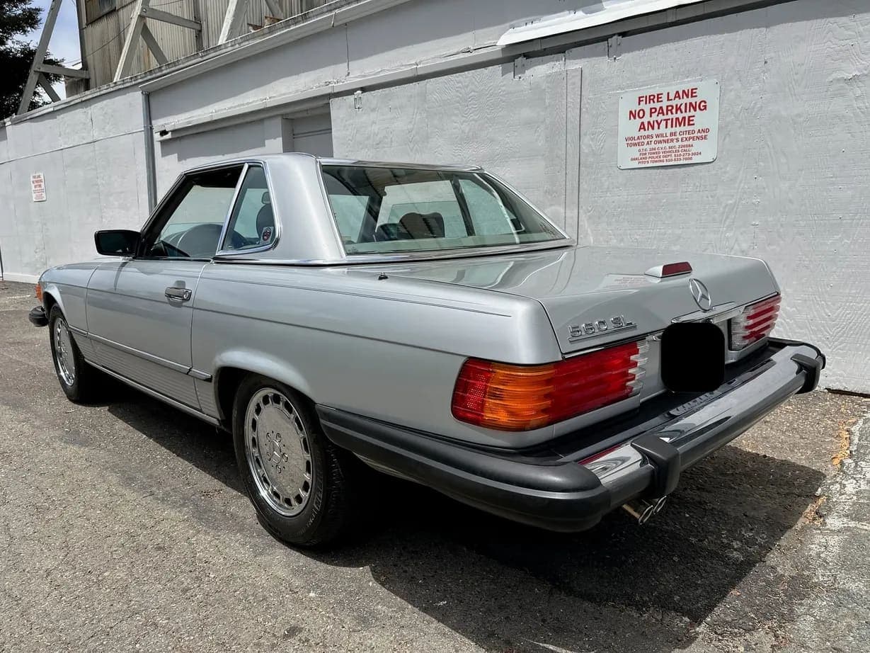 1987 Mercedes-Benz 560SL, view