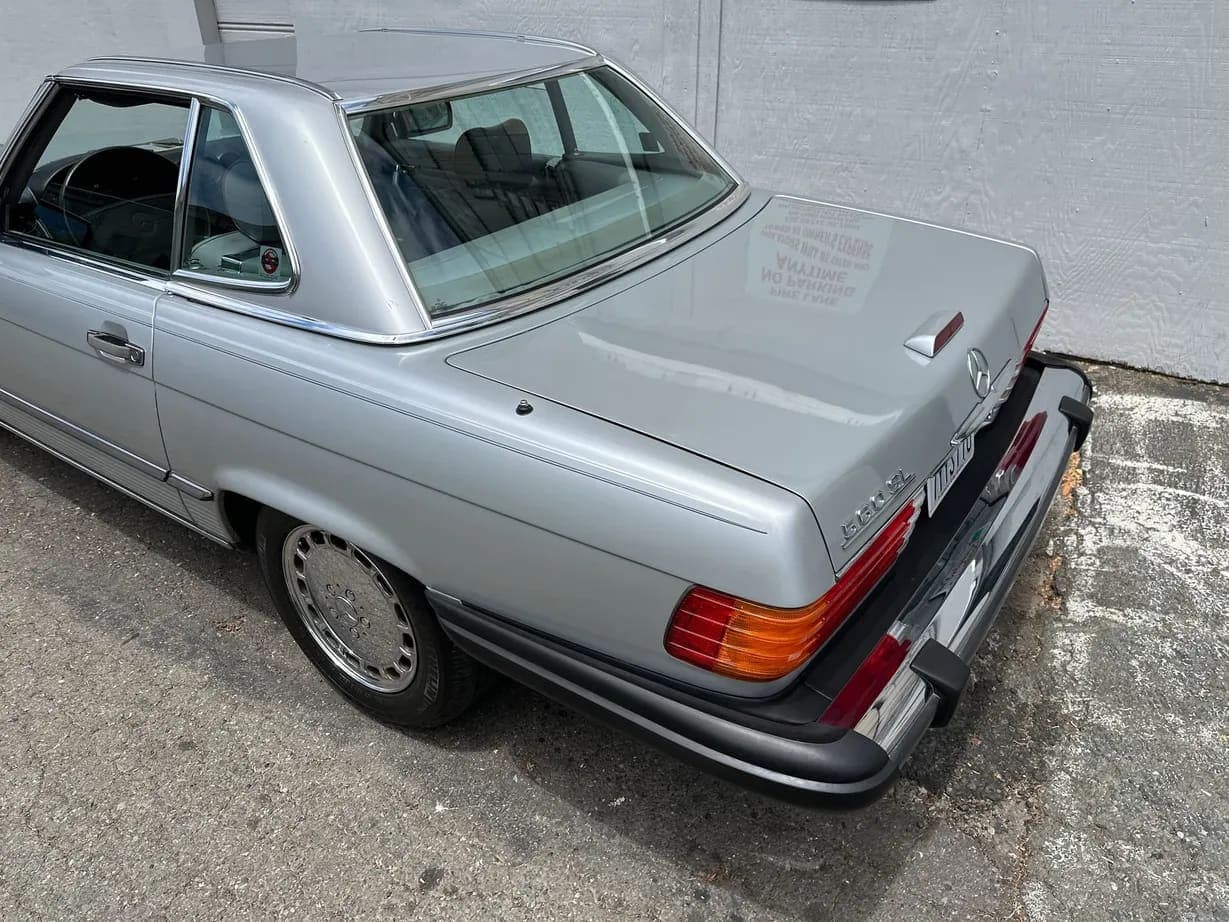 1987 Mercedes-Benz 560SL, view