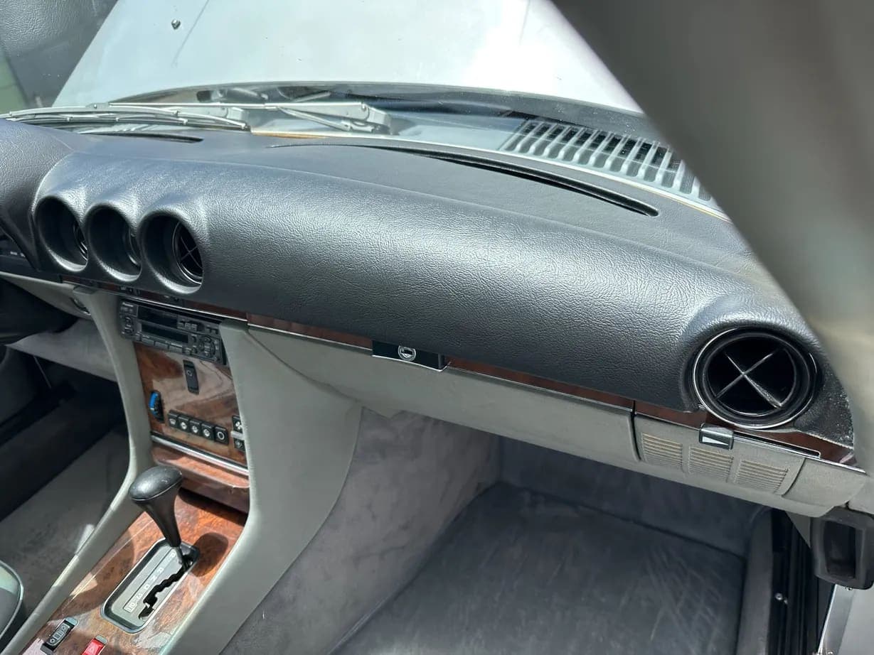 1987 Mercedes-Benz 560SL, view