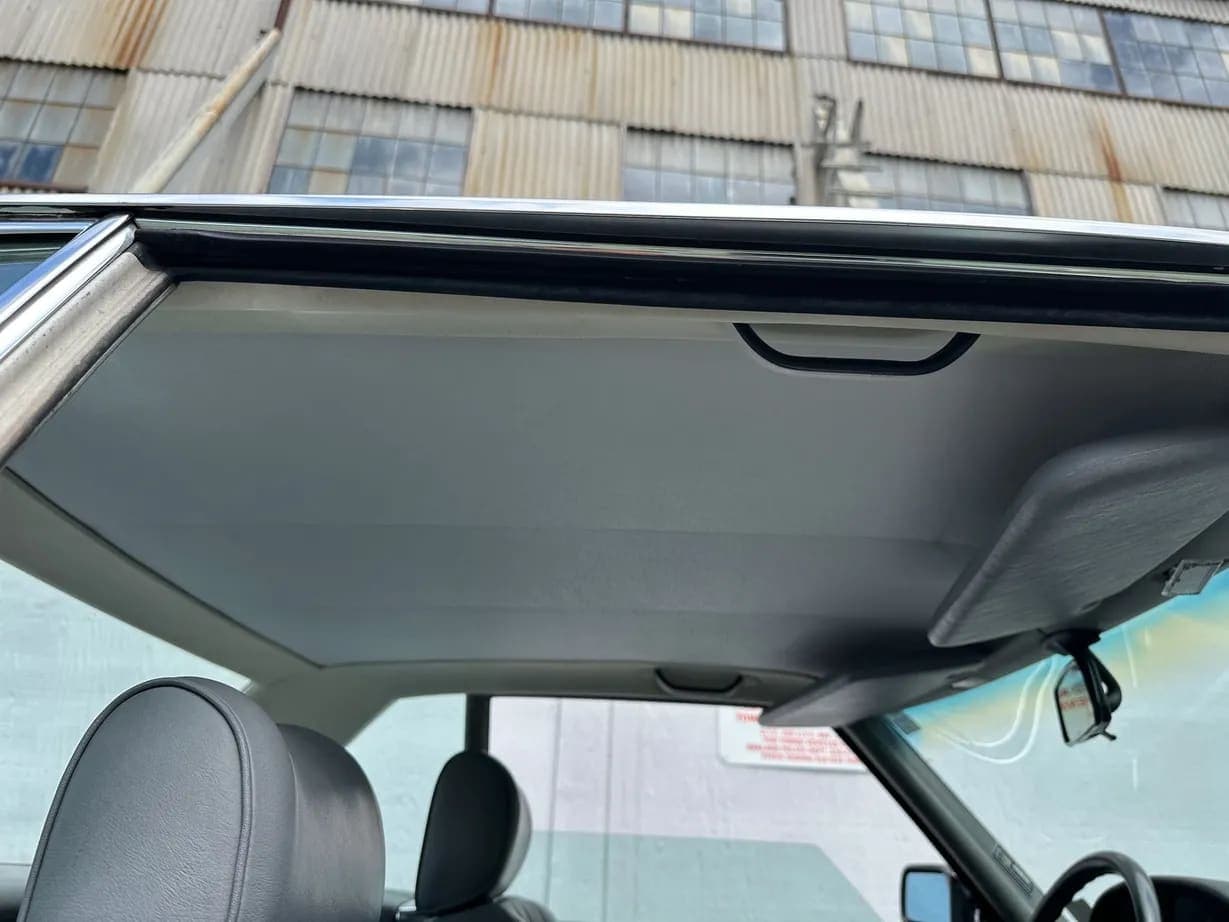 1987 Mercedes-Benz 560SL, view
