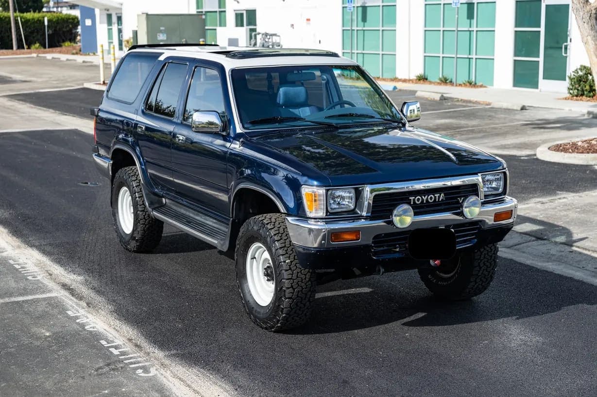 1990 Toyota 4Runner SR5 V6, view