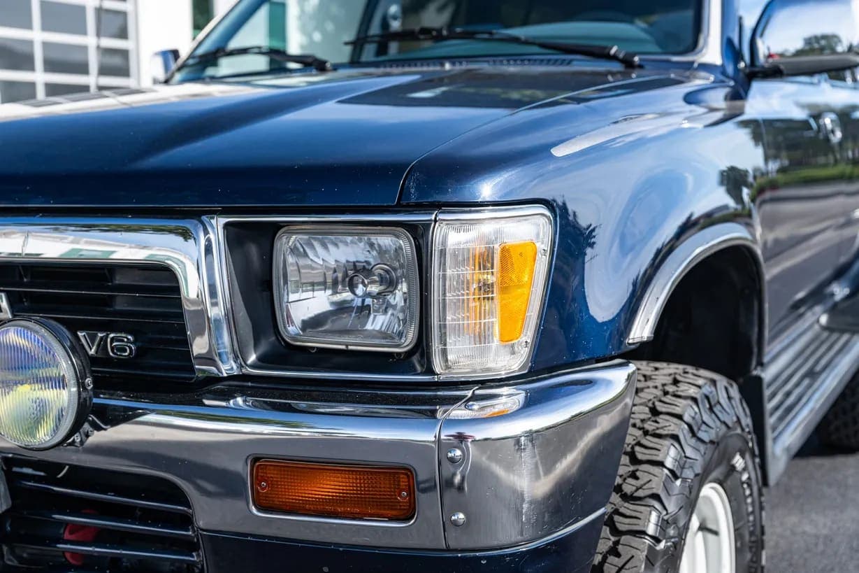 1990 Toyota 4Runner SR5 V6, view