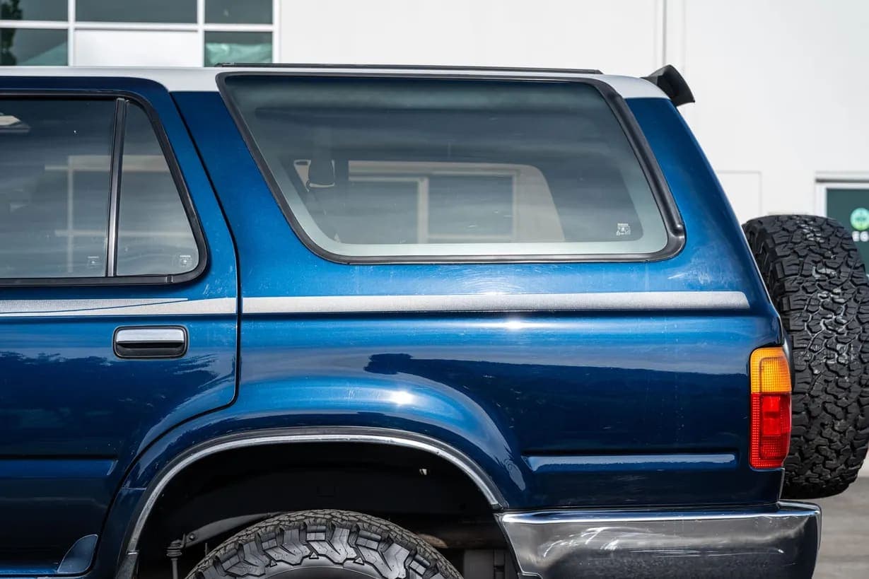 1990 Toyota 4Runner SR5 V6, view