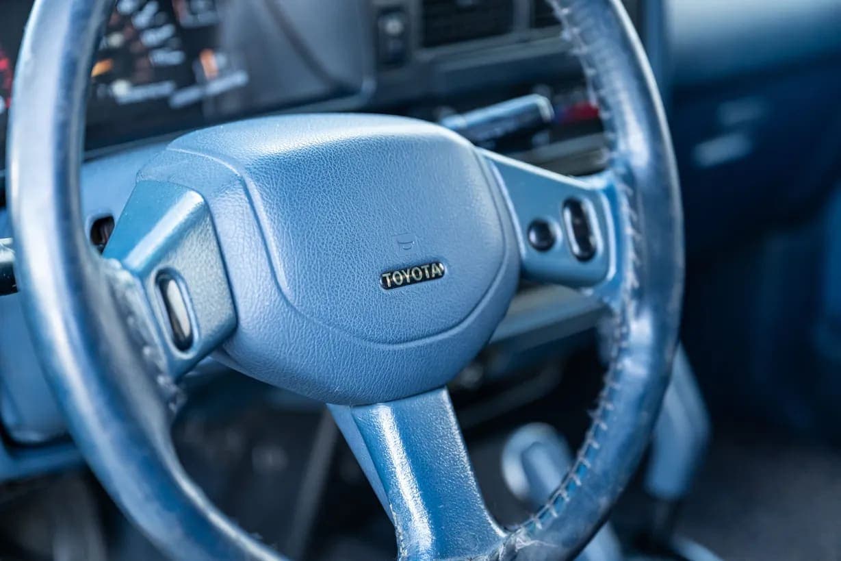 1990 Toyota 4Runner SR5 V6, view