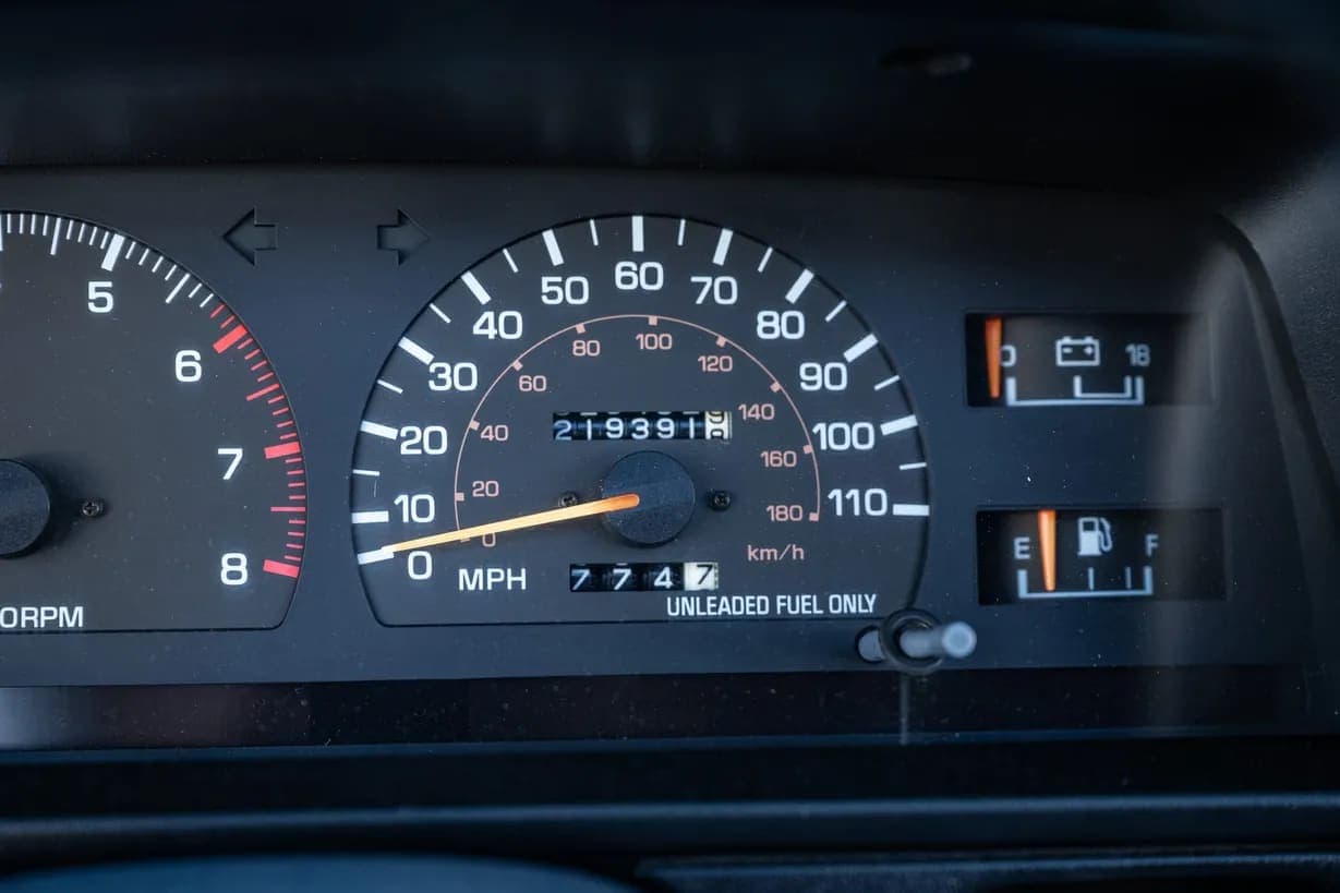 1990 Toyota 4Runner SR5 V6, view