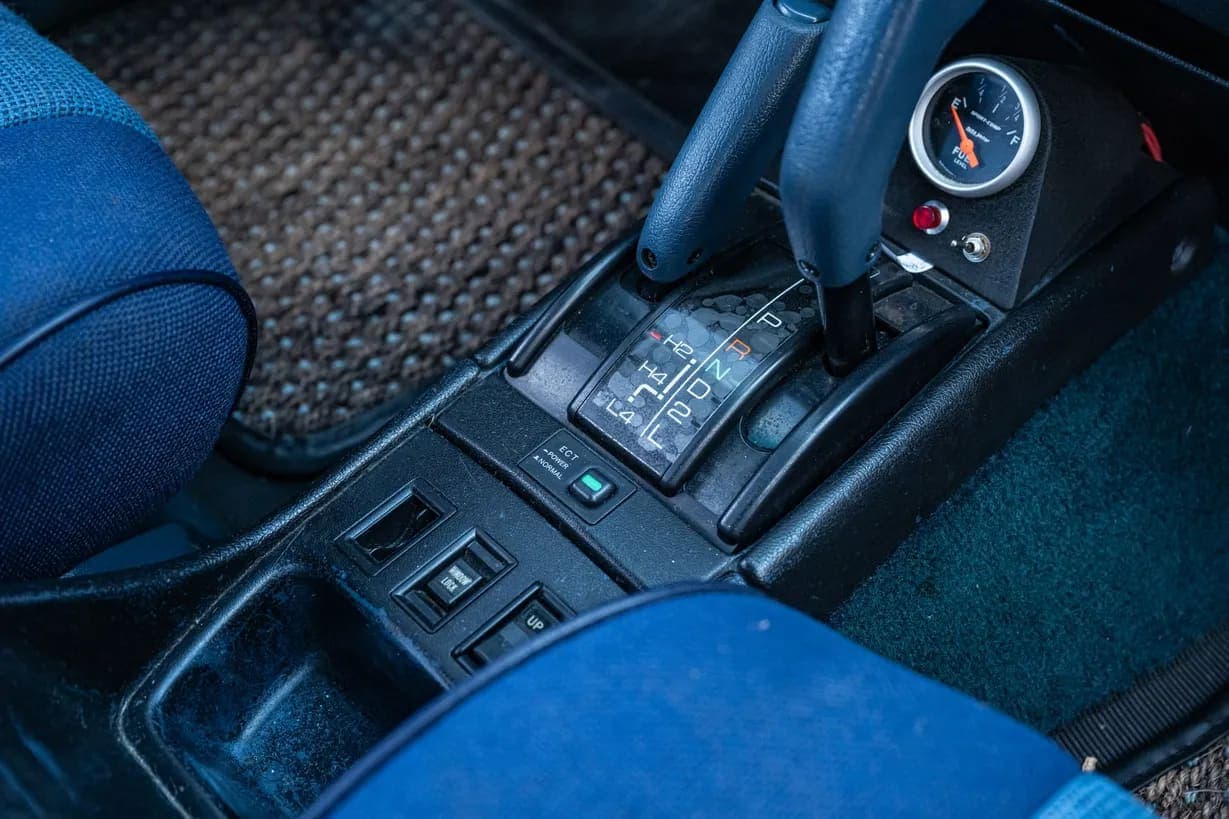 1990 Toyota 4Runner SR5 V6, view
